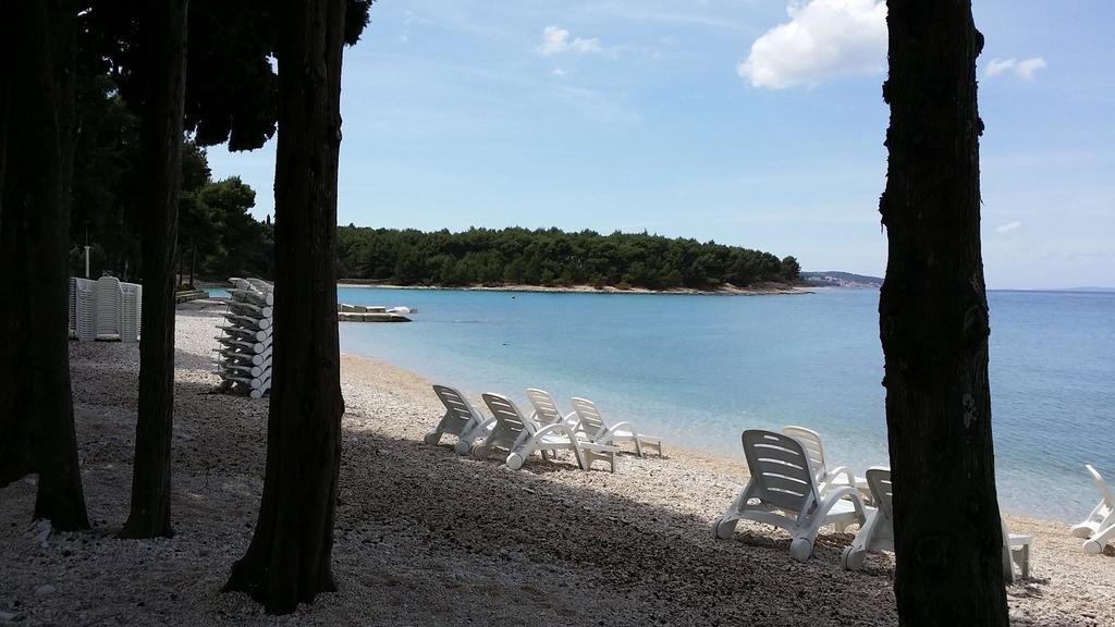 Holiday Home Brac Supetar Exteriör bild